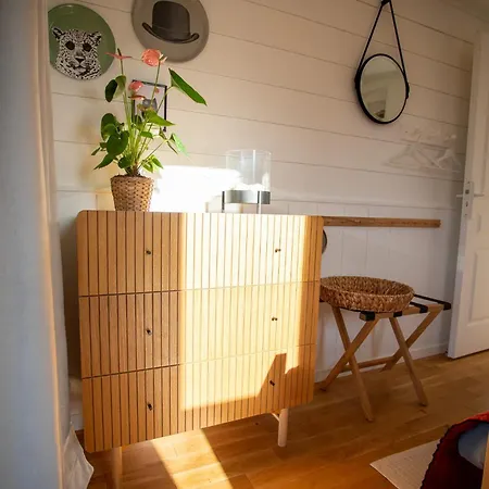 Aux אכסניה Grand-Laviers